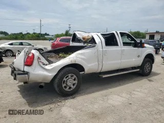 2016 Ford F-350 Platinum with VIN 1FT8W3BT2GEB89869, listed as a Copart auction lot 61044644 with 212,620 mi miles and Salvage Title. Bid and sale history available at DreamBid. Image 3.