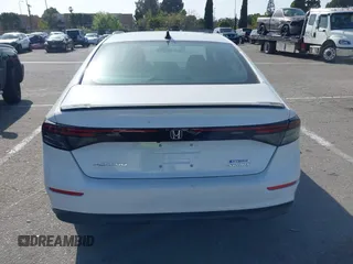 2025 Honda Accord Sport z VIN 1HGCY2F56SA014004, wystawiony jako IAAI lot #41916584 z przebiegiem 1 060 mil mil oraz . Historia ofert i sprzedaży dostępna na DreamBid. Obrazek 16.