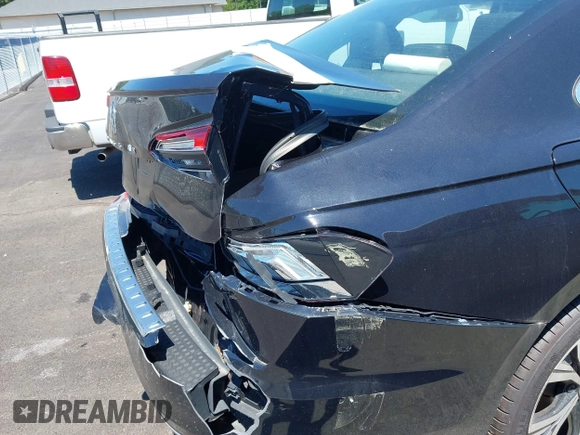 2021 Volkswagen Passat SE z VIN 1VWSA7A30MC003988, wystawiony jako IAAI lot #42238431 z przebiegiem 43 208 mil mil oraz . Historia ofert i sprzedaży dostępna na DreamBid. Obrazek 20.