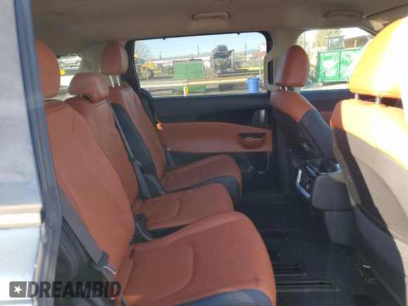 2024 Kia Carnival SX Prestige with VIN KNDNE5H3XR6405294, listed as a Copart auction lot 85897734 with 17,439 mi miles and Salvage Title. Bid and sale history available at carsss.com. Image 11.