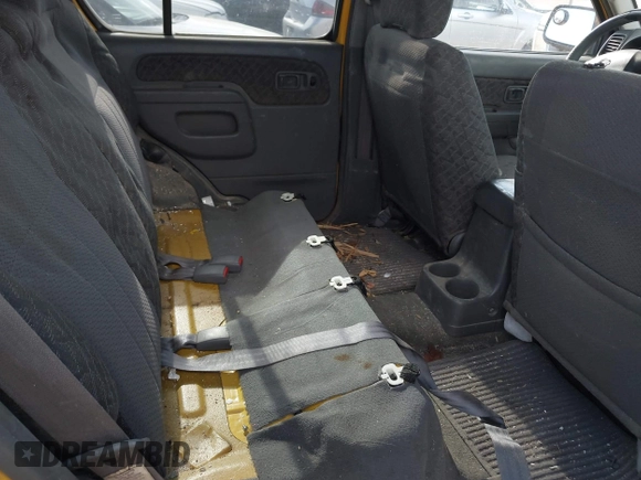 2001 Nissan Xterra XE with VIN 5N1ED28T21C530065, listed as a IAAI auction lot 42121075 with 204,850 mi miles and . Bid and sale history available at DreamBid. Image 8.