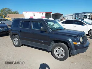 2014 Jeep Patriot Sport with VIN 1C4NJPBB4ED859196, listed as a IAAI auction lot 41815149 with 140,612 mi miles and . Bid and sale history available at carsss.com. Image 13.