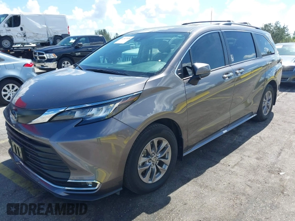 2023 Toyota Sienna XLE с VIN 5TDYSKFC4PS076631, выставлен на аукционе IAAI как лот 42527538 с пробегом 20 123 миль миль и . История ставок и продаж доступна на DreamBid. Изображение 18.