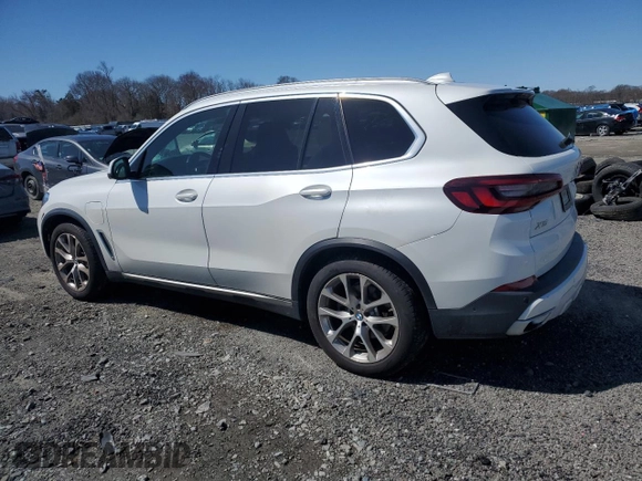 2021 BMW X5 xDrive45e with VIN 5UXTA6C02M9F03198, listed as a Copart auction lot 51805015 with 42,350 mi miles and Salvage Title. Bid and sale history available at DreamBid. Image 2.
