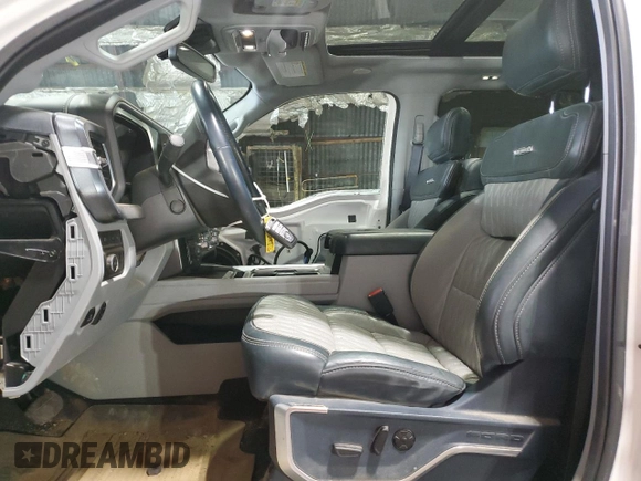 2024 Ford F-350 XL with VIN 1FT8W3BM0REC88847, listed as a Copart auction lot 59127545 with 22,115 mi miles and Salvage title. Bid and sale history available at DreamBid. Image 7.
