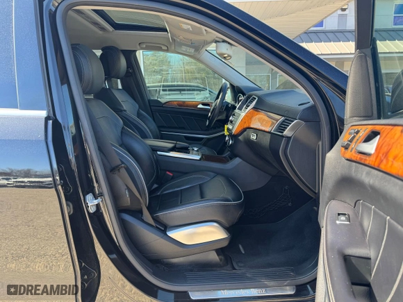 2013 Mercedes-Benz GL-Class GL 450 with VIN 4JGDF7CE3DA168632, listed as a Copart auction lot 50450235 with NaN miles and Clean Title. Bid and sale history available at carsss.com. Image 5.