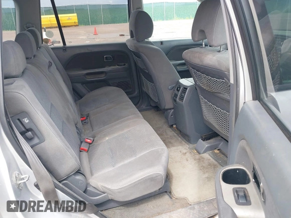 2008 Honda Pilot SE z VIN 5FNYF18318B041028, wystawiony jako IAAI lot #42567373 z przebiegiem 231 146 mil mil oraz . Historia ofert i sprzedaży dostępna na DreamBid. Obrazek 8.