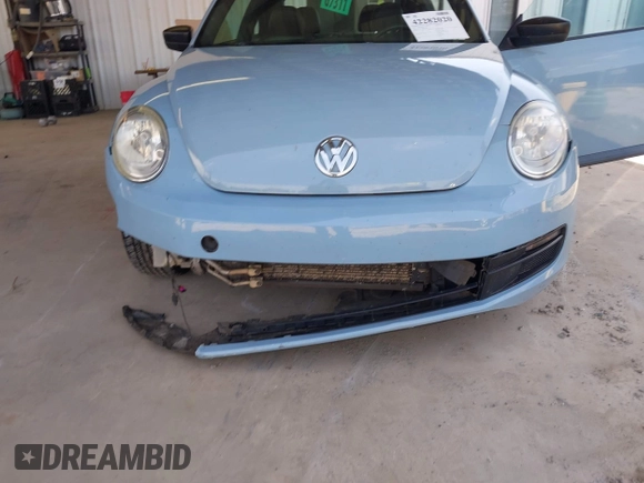 2015 Volkswagen Beetle Fleet Edition с VIN 3VWF17AT8FM610580, выставлен на аукционе IAAI как лот 42282020 с пробегом 190 352 миль миль и . История ставок и продаж доступна на DreamBid. Изображение 6.