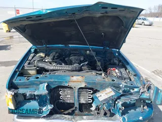 1994 Ford Ranger Splash with VIN 1FTCR15X9RPC52929, listed as a IAAI auction lot 41773442 with 229,012 mi miles and . Bid and sale history available at DreamBid. Image 10.