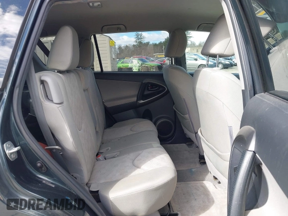 2012 Toyota RAV4 с VIN 2T3BF4DV2CW207350, выставлен на аукционе IAAI как лот 41902371 с пробегом 180 464 миль миль и . История ставок и продаж доступна на DreamBid. Изображение 8.