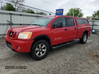 2008 Nissan Titan XE z VIN 1N6AA07F18N341057, wystawiony jako Copart lot #53976465 z przebiegiem 206 495 mil mil oraz Czysty tytuł • Clean title. Historia ofert i sprzedaży dostępna na DreamBid. Obrazek 1.