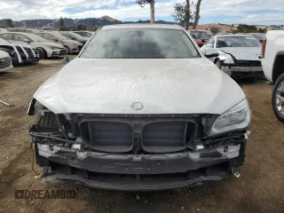 2013 BMW 7 Series 740i with VIN WBAYA6C58DC995137, listed as a Copart auction lot 75774104 with 61,847 mi miles and Salvage Title. Bid and sale history available at carsss.com. Image 5.