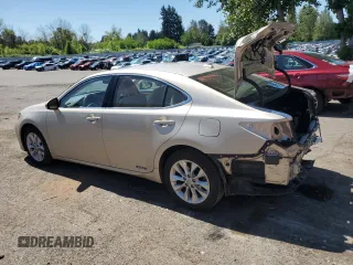 2013 Lexus ES 300h with VIN JTHBW1GG5D2016588, listed as a Copart auction lot 55341375 with 72,025 mi miles and Salvage title. Bid and sale history available at DreamBid. Image 2.