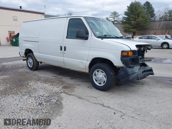 2008 Ford Econoline Cargo Commercial z VIN 1FTNE14WX8DB02132, wystawiony jako IAAI lot #41879542 z przebiegiem 401 784 mil mil oraz . Historia ofert i sprzedaży dostępna na DreamBid. Obrazek 1.