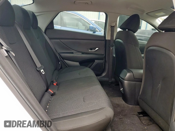 2024 Hyundai Elantra SE with VIN KMHLL4DG3RU828340, listed as a Copart auction lot 54086465 with 11,698 mi miles and Clean title. Bid and sale history available at DreamBid. Image 10.