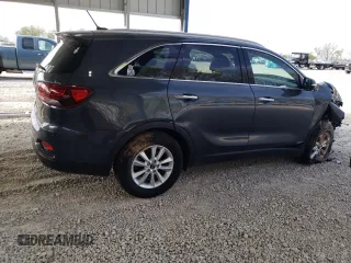 2020 Kia Sorento LX with VIN 5XYPGDA39LG698939, listed as a Copart auction lot 52677275 with 102,366 mi miles and Salvage Title. Bid and sale history available at carsss.com. Image 3.