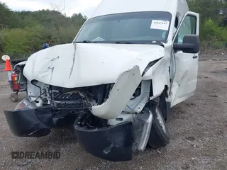 2021 Nissan NV Cargo SV z VIN 1N6BF0LYXMN800271, wystawiony jako IAAI lot #41847197 z przebiegiem 180 913 mil mil oraz . Historia ofert i sprzedaży dostępna na DreamBid. Obrazek 6.