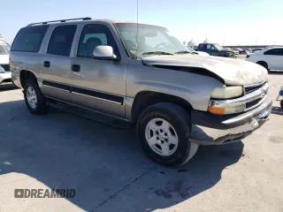 2001 Chevrolet Suburban LT with VIN 3GNEC16T31G174749, listed as a Copart auction lot 77304144 with 289,307 mi miles and Salvage Title. Bid and sale history available at carsss.com. Image 4.