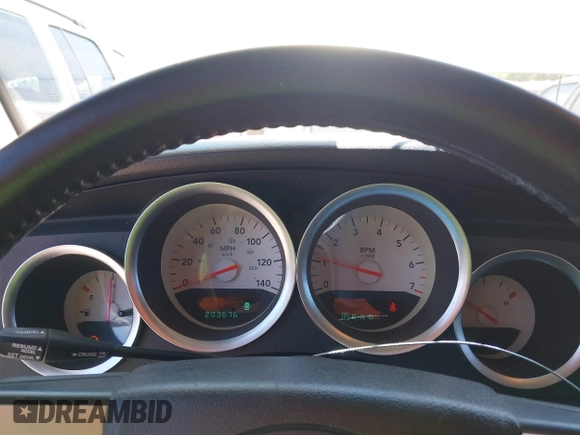 2007 Dodge Magnum z VIN 2D4FV47V17H772794, wystawiony jako IAAI lot #42230019 z przebiegiem 203 676 mil mil oraz . Historia ofert i sprzedaży dostępna na DreamBid. Obrazek 7.