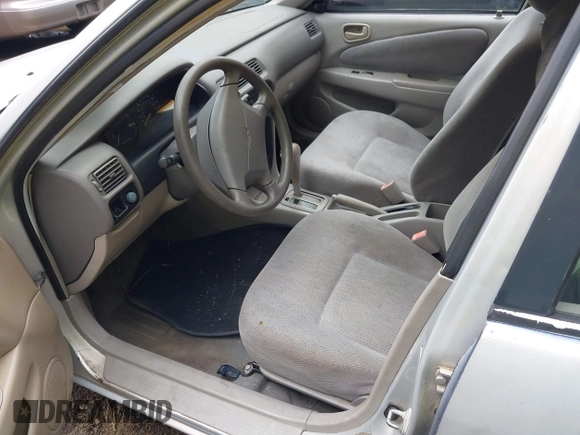2001 Chevrolet Prizm z VIN 1Y1SK52841Z448303, wystawiony jako IAAI lot #42224410 z przebiegiem 160 577 mil mil oraz . Historia ofert i sprzedaży dostępna na DreamBid. Obrazek 5.