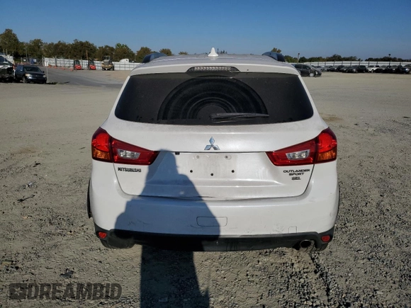 2017 Mitsubishi Outlander SEL с VIN JA4AP4AW8HZ016703, выставлен на аукционе Copart как лот 76070824 с пробегом 102 796 миль миль и Списание • Salvage title. История ставок и продаж доступна на DreamBid. Изображение 6.