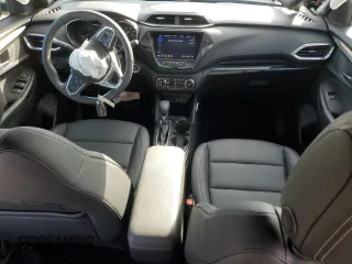 2023 Chevrolet TrailBlazer ACTIV with VIN KL79MSSL1PB042977, listed as a Copart auction lot 86105734 with 13,638 mi miles and Salvage Title. Bid and sale history available at DreamBid. Image 8.