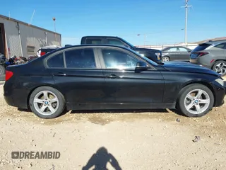 2013 BMW 3 Series 320i with VIN WBA3B1C50DF461591, listed as a IAAI auction lot 41505029 with 1 mi miles. Bid and sale history available at carsss.com. Image 13.