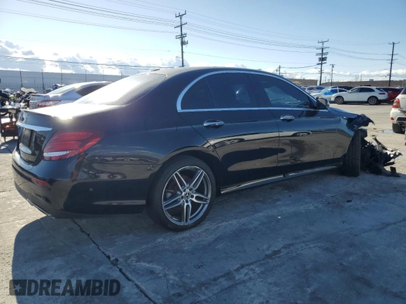 2019 Mercedes-Benz E 300 z VIN WDDZF4JB9KA630275, wystawiony jako Copart lot #44413125 z przebiegiem 95 896 mil mil oraz Szkoda całkowita • Salvage title. Historia ofert i sprzedaży dostępna na DreamBid. Obrazek 3.