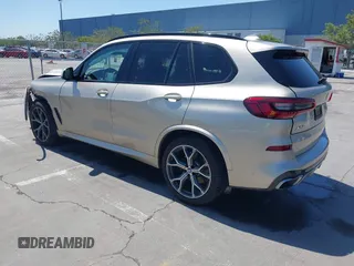 2019 BMW X5 xDrive40i z VIN 5UXCR6C54KLL62006, wystawiony jako IAAI lot #42149795 z przebiegiem 57 470 mil mil oraz . Historia ofert i sprzedaży dostępna na DreamBid. Obrazek 3.
