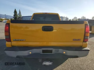 1999 GMC New Sierra 1500 SL with VIN 1GTEC14V1XE519984, listed as a Copart auction lot 49338825 with 304,929 mi miles and Salvage Title. Bid and sale history available at carsss.com. Image 6.