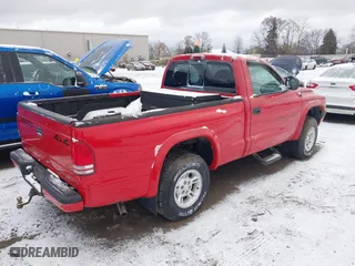 1997 Dodge Dakota with VIN 1B7GG26X1VS208488, listed as a IAAI auction lot 40952432 with 114,791 mi miles. Bid and sale history available at carsss.com. Image 4.