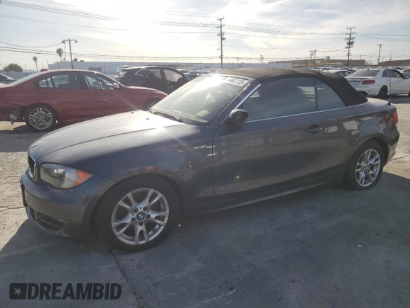 2008 BMW 1 Series 128i с VIN WBAUN13518VH79536, выставлен на аукционе Copart как лот 49862135 с пробегом 66 284 миль миль и Списание • Salvage title. История ставок и продаж доступна на DreamBid. Изображение 1.