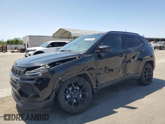 2022 Jeep Compass Latitude z VIN 3C4NJCBB6NT187791, wystawiony jako Copart lot #61102685 z przebiegiem 18 281 mil mil oraz Szkoda całkowita • Salvage title. Historia ofert i sprzedaży dostępna na DreamBid. Obrazek 1.