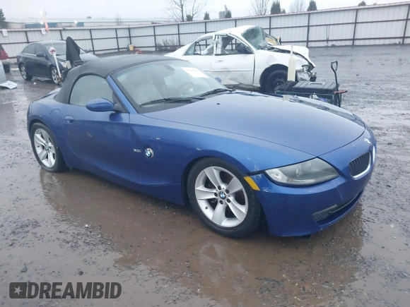 2007 BMW Z4 3.0i with VIN 4USBU33517LW71220, listed as a IAAI auction lot 41255482 with 116,775 mi miles and . Bid and sale history available at DreamBid. Image 1.