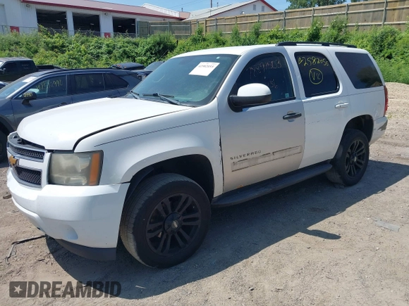 2008 Chevrolet Tahoe LTZ with VIN 1GNFK13088R224802, listed as a IAAI auction lot 42582055 with 299,194 mi miles and . Bid and sale history available at DreamBid. Image 17.