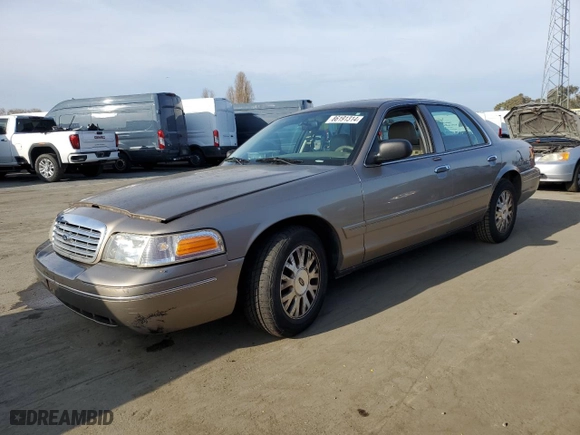 2004 Ford Crown Victoria LX with VIN 2FAFP74W24X132204, listed as a Copart auction lot 86191314 with 169,711 mi miles and Salvage Title. Bid and sale history available at carsss.com. Image 1.