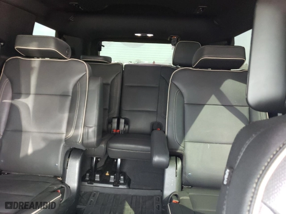 2023 Chevrolet Tahoe Premier with VIN 1GNSCSKDXPR120185, listed as a Copart auction lot 49421255 with 39,612 mi miles and Clean Title. Bid and sale history available at carsss.com. Image 10.