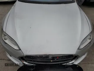 2014 Tesla Model S 60 with VIN 5YJSA1H14EFP34335, listed as a Copart auction lot 65504325 with Not provided miles and Clean title. Bid and sale history available at DreamBid. Image 11.