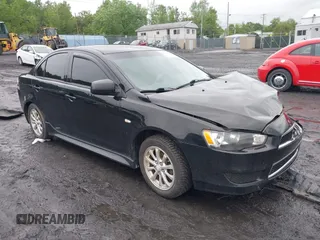 2012 Mitsubishi Lancer SE z VIN JA32V2FW6CU030066, wystawiony jako IAAI lot #42342203 z przebiegiem 162 531 mil mil oraz . Historia ofert i sprzedaży dostępna na DreamBid. Obrazek 1.