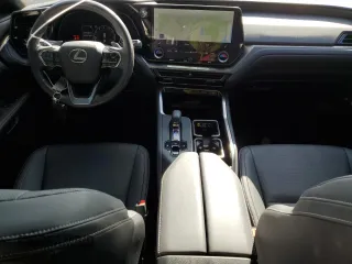 2024 Lexus TX 350 z VIN 5TDAAAA62RS000537, wystawiony jako Copart lot #68358904 z przebiegiem 7582 mil mil oraz Szkody całkowita. Historia ofert i sprzedaży dostępna na DreamBid. Obrazek 8.