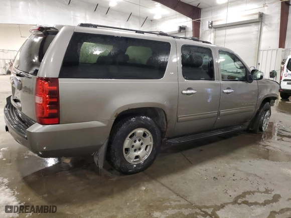 2009 Chevrolet Suburban LT w/1LT with VIN 1GNFK26399R247244, listed as a Copart auction lot 86077374 with 173,513 mi miles and Salvage Title. Bid and sale history available at carsss.com. Image 3.