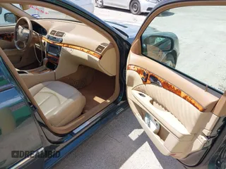 2007 Mercedes-Benz E 350 with VIN WDBUF56X27B010334, listed as a IAAI auction lot 42233993 with 100,780 mi miles and . Bid and sale history available at carsss.com. Image 5.