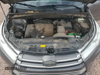 2018 Toyota Highlander LE with VIN 5TDBZRFHXJS812985, listed as a Copart auction lot 58732535 with 93,411 mi miles and Salvage title. Bid and sale history available at DreamBid. Image 11.