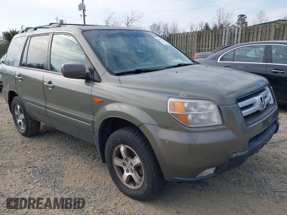 2007 Honda Pilot EX with VIN 5FNYF18467B011322, listed as a IAAI auction lot 41827314 with 253,222 mi miles. Bid and sale history available at carsss.com. Image 1.