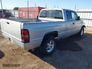 1998 Dodge Ram 1500 with VIN 3B7HC13Y2WG160581, listed as a IAAI auction lot 41564637 with 266,478 mi miles. Bid and sale history available at carsss.com. Image 4.