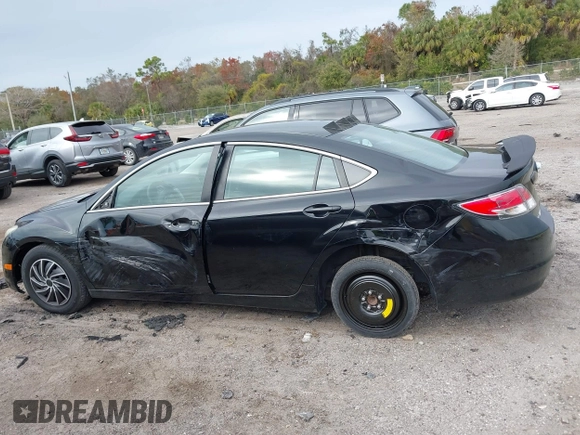 2011 Mazda Mazda6 i Sport with VIN 1YVHZ8BH8B5M19286, listed as a IAAI auction lot 41356987 with 103,487 mi miles. Bid and sale history available at carsss.com. Image 14.