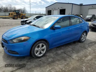 2015 Dodge Dart SXT z VIN 1C3CDFBB3FD311012, wystawiony jako Copart lot #52491735 z przebiegiem 160 101 mil mil oraz Nie do naprawy. Historia ofert i sprzedaży dostępna na DreamBid. Obrazek 1.
