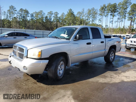 2007 Dodge Dakota SLT with VIN 1D7HW48K17S256649, listed as a Copart auction lot 45737475 with 138,835 mi miles and Salvage Title. Bid and sale history available at carsss.com. Image 1.