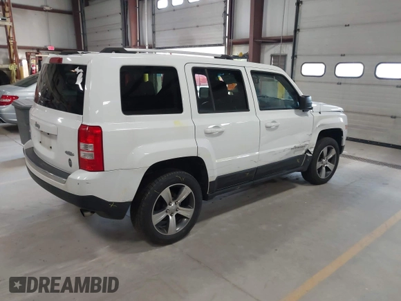 2016 Jeep Patriot High Altitude Edition with VIN 1C4NJRFB6GD581944, listed as a IAAI auction lot 41977804 with 162,906 mi miles. Bid and sale history available at carsss.com. Image 4.