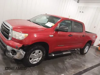 2011 Toyota Tundra 4WD Truck with VIN 5TFDW5F12BX178046, listed as a IAAI auction lot 41619191 with 186,866 mi miles. Bid and sale history available at carsss.com. Image 15.
